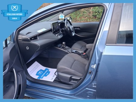 2022 Toyota Corolla LUNA TS 4DR AUTO HYBRID TOURINGSPORT A €20,500 thumbnail