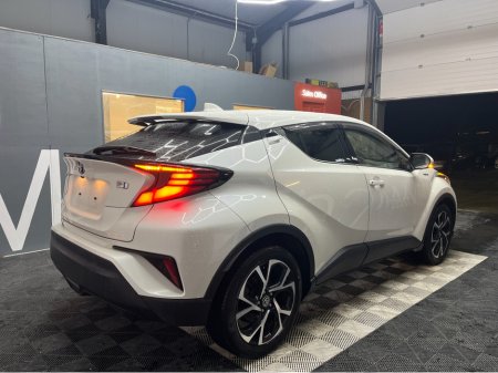 2020 Toyota C-HR €21950 2020 TOYOTA C-HR G 1.8 AUTOMATIC / REVERSE CAMERA / HEATED SEATS / CRUISE CONTROL €21,950