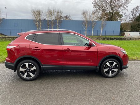 2017 Nissan Qashqai 1.2 SV PREMIUM '17 4DR €13,750 thumbnail