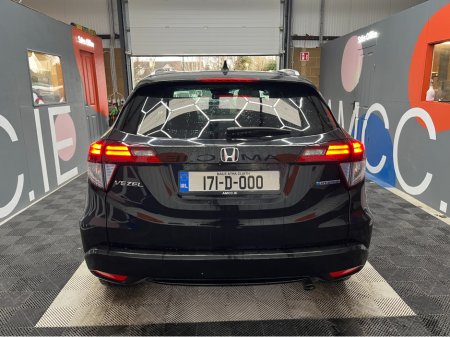 2017 Honda Vezel €17950! 2017 HONDA VEZEL HYBRID Z SENSING 1.5 AUTOMATIC / CRUISE CONTROL / REVERSE CAMERA / HEATED SEATS / PADDLE SHIFTERS €17,950