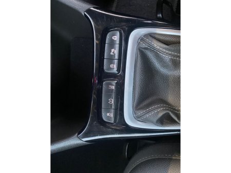 2022 Opel Crossland X SPORT 1.2 83PS-PET-5SP 5DR €14,950 thumbnail