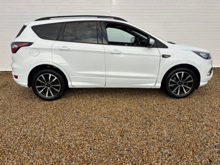 2018 Ford Kuga 1.5 TDCI 120PS ST-LINE - Sunroof thumbnail