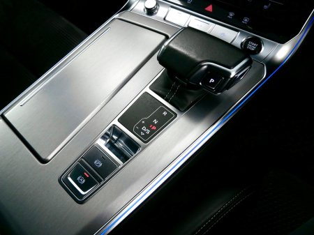 2021 Audi A7 50 TFSI E S Line €46,950 thumbnail