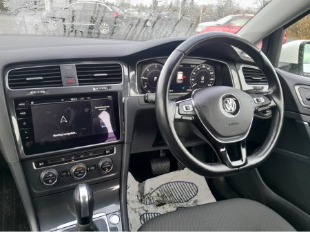 2021 Volkswagen Golf 2.0 Tdi Automatic 5 Door €22,950 thumbnail