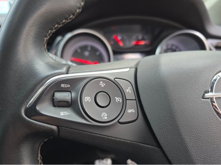 2018 Opel Insignia GRAND SPORT SRI 1.6 1 136PS 5DR €12,950 thumbnail