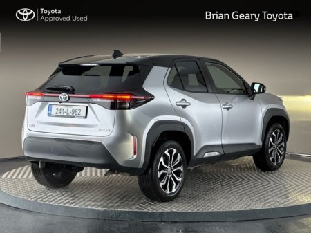 2024 Toyota Yaris Cross LunaSport Hybrid €30,950