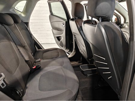 2015 Renault Captur 0.9 TCE 90 D-QUE S M- MEDIANAV 5DR M-NV NRG €9,250 thumbnail