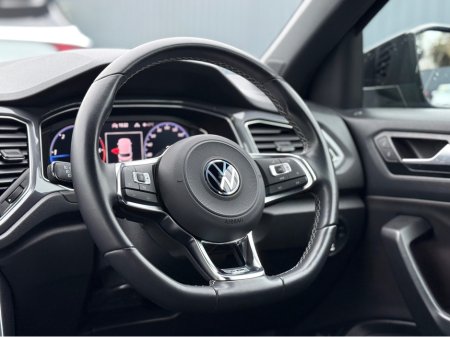 2021 Volkswagen T-Roc R-LINE - 2.0L DIESEL - AUTO - 12M WARRANTY - CAR: 1627 thumbnail