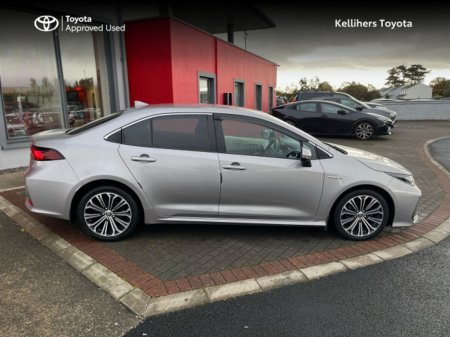 2021 Toyota Corolla HYBRID LUNA SPORT €25,950