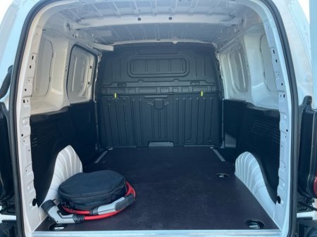 2022 Toyota Proace City PROACE CITY EV GL SWB €15,406 thumbnail