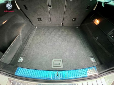 2018 Volkswagen Touareg N1 BUSINESS 5 SEAT CREWCAB VAT €26,950 thumbnail