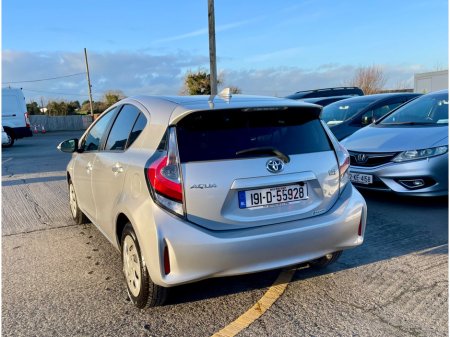 2019 Toyota Aqua Hybrid €12,299 thumbnail