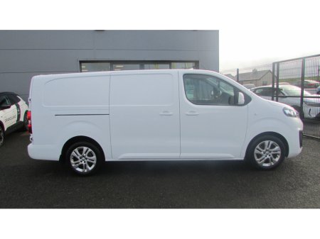 2021 Opel Vivaro SPROTIVE 2.0 D-Turbo 140PS €20,500