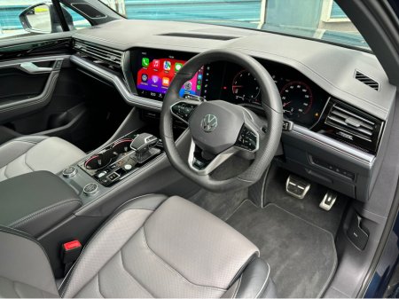 2023 Volkswagen Touareg N1 2 Seat Commercial Van €59,950 thumbnail