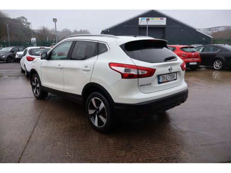 2017 Nissan Qashqai N-CONNECTA 360  Great Spec Exceptional Condition! €13,995 thumbnail