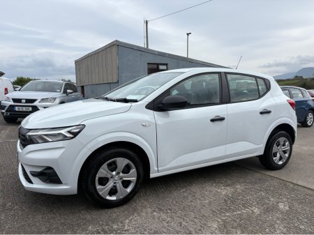 2022 Dacia Sandero ESSENTIAL SCE 65 MY21. MY21.5 4DR €13,950