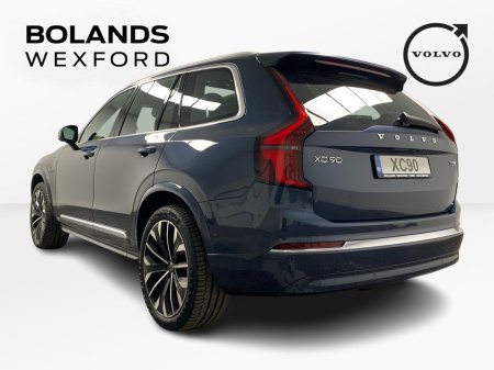 2026 Volvo XC90 Denim Blue Plus bright 21inch alloy wheels €104,145
