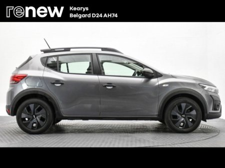 2024 Dacia Sandero Stepway TCe 90 STEPWAY Essential €19,900 thumbnail