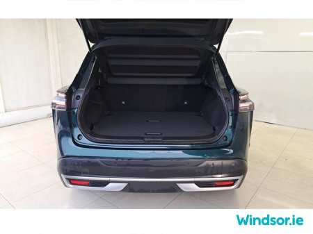 2025 Nissan Qashqai ePOWER SV PREMIUM €43,495 thumbnail