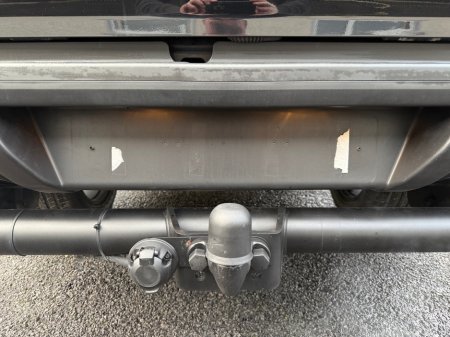 2019 Nissan Navara 2.3 DCI N-GUARD AUTO**NO VAT**31/12/19**FULL BODY KIT**NEW MODEL**MINT**FSH** €25,950 thumbnail