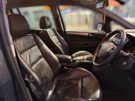 2013 Vauxhall Zafira  €4,450 thumbnail