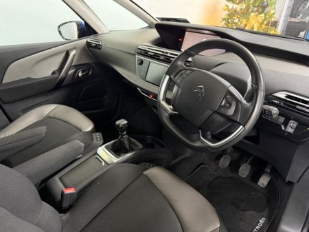 2019 Citroen C4 SpaceTourer Feel Excl Bluehdi130 S&S 6.2 4 €17,950 thumbnail