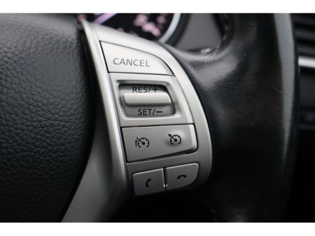 2017 Nissan Qashqai N-CONNECTA 360  Great Spec Exceptional Condition! €13,995 thumbnail