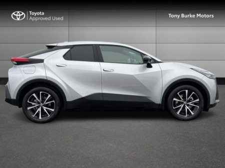 2025 Toyota C-HR PHEV - Save EUR 5,200 - Plug In Hybrid - 252 Plate - Sport Edition - No Range Anxiety - 2lt - 223 // Remote Central Locking // Front Electric Windows // Rear Electric Windows // Electric Mirrors // He €39,830