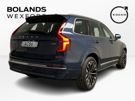 2026 Volvo XC90 Denim Blue Plus bright 21inch alloy wheels €104,145