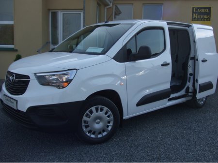 2022 Opel Combo 100bhp 6 speed Kompfort 'LIKE NEW' 1 Private Owner €15,450
