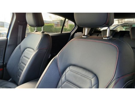 2023 Ford Focus ST-Line Vignale 1.0L EcoBoost 125PS *REARVIEW CAMERA, APP CONNECT* €26,995 thumbnail