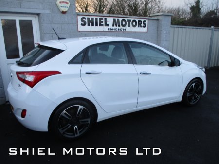 2015 Hyundai i30 2015 1.6 CRDI PREMIUM BLUE DRIVE CR €9,250