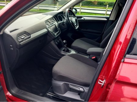 2017 Volkswagen Tiguan TRENDLINE 2.0 TDI 115HP MANUAL 6SPEED FWD 5DR €15,250