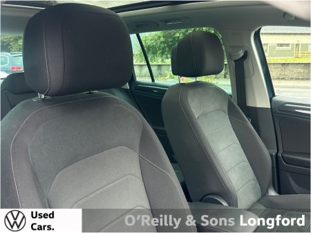 2022 Volkswagen Tiguan 2.0 TDI 150HP Elegance €36,450 thumbnail