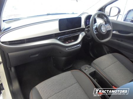 2025 Fiat 500e ICON 42KW BATTERY €22,699