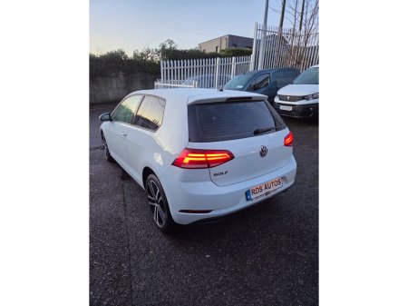 2018 Volkswagen Golf 1.6 TRENDLINE TDI 115HP 3DR €9,000 thumbnail