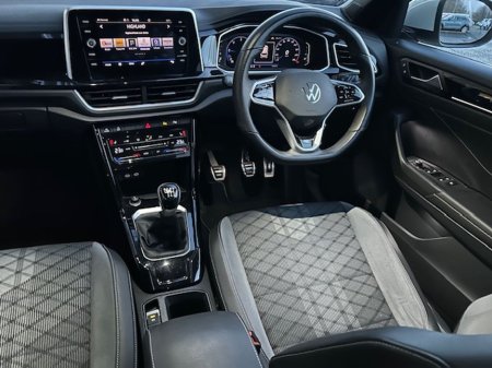 2023 Volkswagen T-Roc 2.0 TDI 116HP R-Line M6F Top spec €31,995