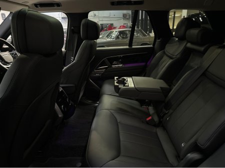 2025 Land Rover Range Rover P460 E-HYBRID HIGH SPEC NEW €149,950 thumbnail