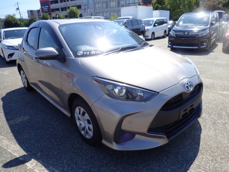 2020 Toyota Yaris 1.5 PETROL HYBRID AUTOMATIC // FULL PARK ASSIST // REVERSING CAMERA €16,950