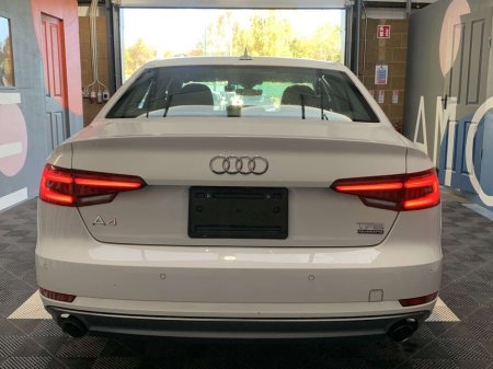 2018 Audi A4 €26950! 2018 A4 2.0TFSI Quattro Sport / 50k KMs / Heated Seats / Audi A4 Automatic €26,950