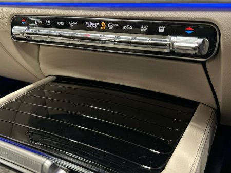 2026 Mercedes-Benz GLE Class GLE350 DE 4Matic Coupe AMG Exterior Line + PHEV €131,740 thumbnail