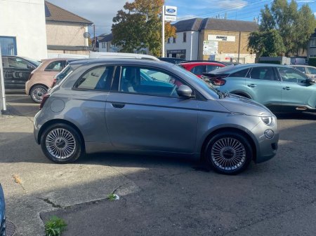 2025 Fiat 500e Icon 42KWH Fully Electric EV €22,850