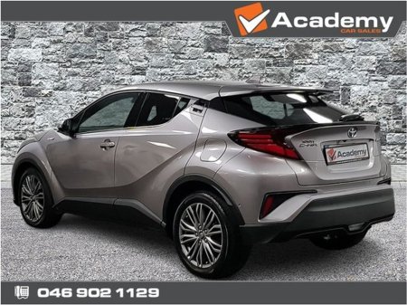 2022 Toyota C-HR 1.8 Hybrid SOL 4DR Auto €23,990