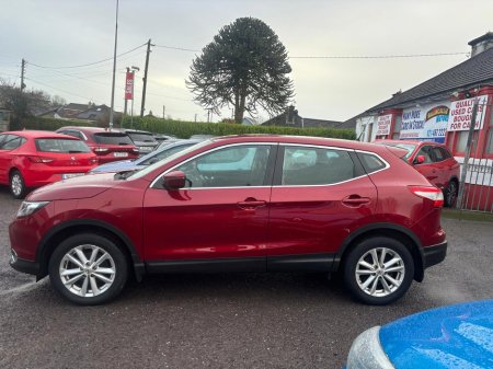 2015 Nissan Qashqai 1.2 PET SV 4DR   LOW  MILEAGE €8,950 thumbnail