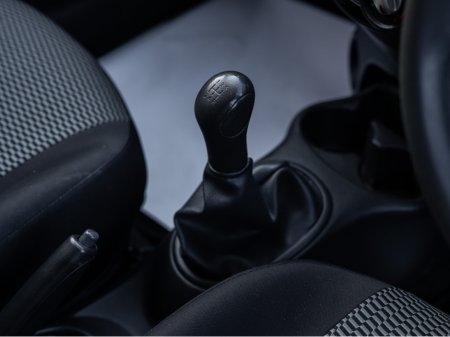 2013 Nissan Micra 1.2 VISIA 5DR 80PS €7,950 thumbnail