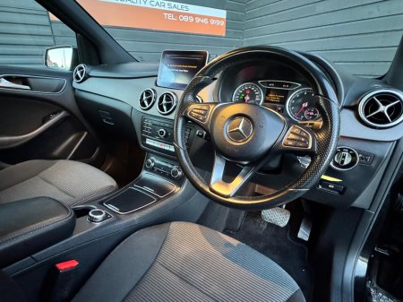 2015 Mercedes-Benz B Class B180 1.6 AUTO €13,995 thumbnail