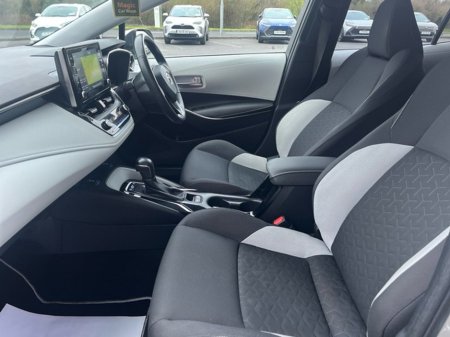 2022 Toyota Corolla HYBRID SOL H/B 4DR AUTO thumbnail