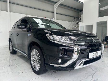 2021 Mitsubishi Outlander 2.4L Plug-in EV Instyle 5 seat €25,995