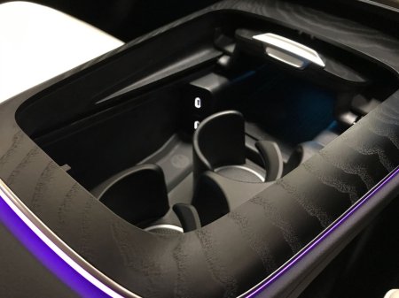 2025 Mercedes-Benz E Class E200 Avantgarde + €81,900 thumbnail