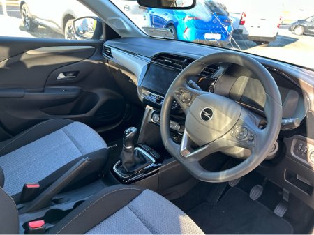 2026 Opel Corsa Elegance 1.2i (75PS) S/S 5 Speed €28,000 thumbnail